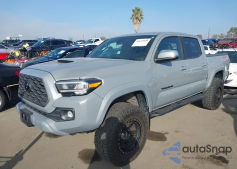 2021 Toyota Tacoma Trd Sport z USA, uszkodzony, nr VIN 3TMCZ5AN8MM421834